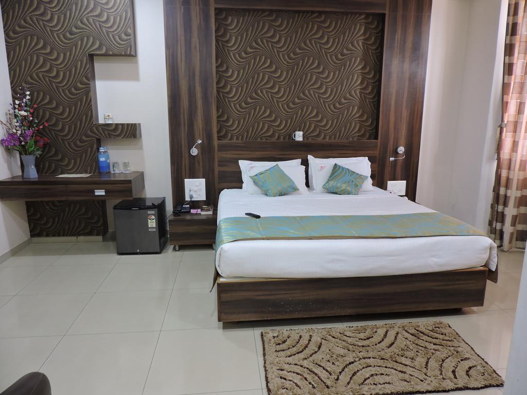 Hotel Sangam Regency Ratnagiri Room photo